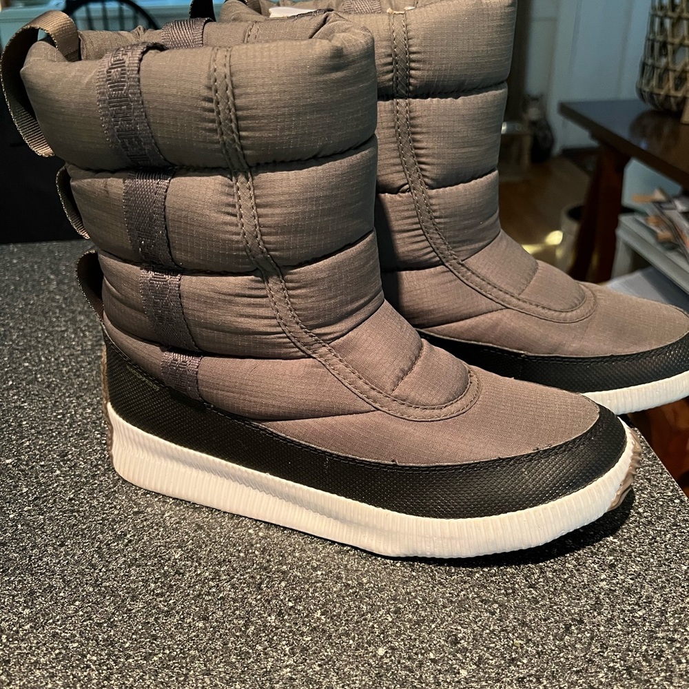 Sorel winter boots